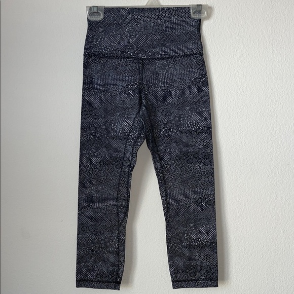 Lululemon Align Crop *21" - Picture 1 of 5
